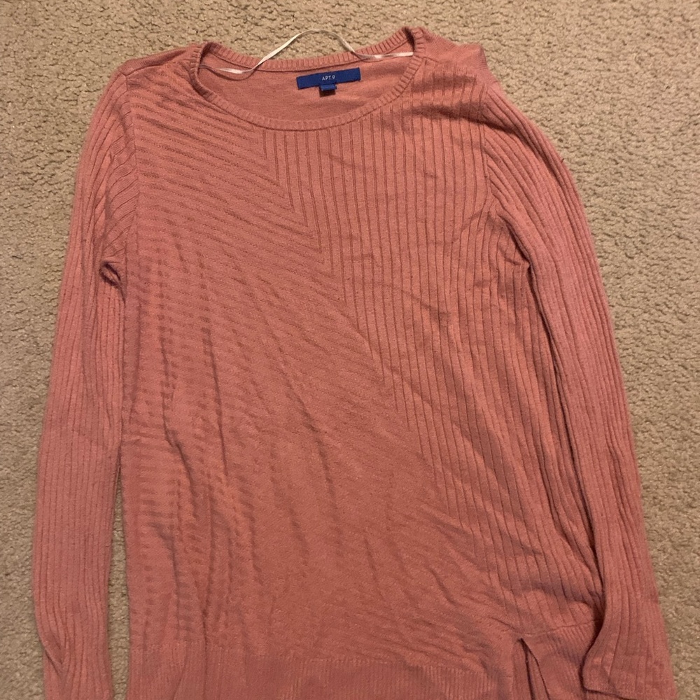 Apt.9 Sweater. Size Large